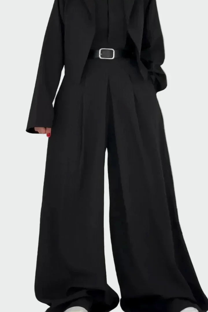 Kombinezonas ir Švarkas Elegantiškas & Modernus