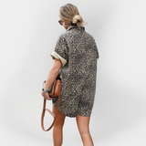 Visas kostiumas su leopardų raštu