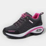 Batai Be Raištelių