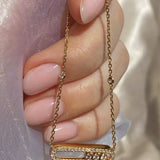 Norėdami įklijuoti Melissa