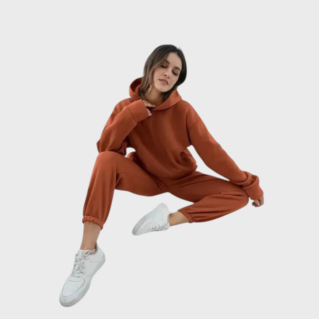 Tėkmė | Moteriškas komplektas su gobtuviu megztiniu ir treninginėmis kelnėmis