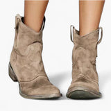 Kamilė – laikui nepavaldžios aulinukės