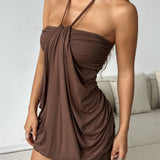 Šokoladinis Mini Suknelė Su Kaklo Užrišimu